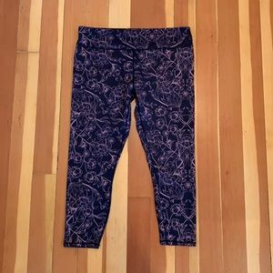 Black and pink leggings